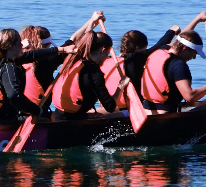 Alle in einem Boot! Drachenboot fahren auf der Fulda
